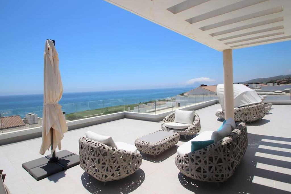 Luxurious Penthouse With Huge Panoramic Terrace San Roque (Andalucia) Exterior photo